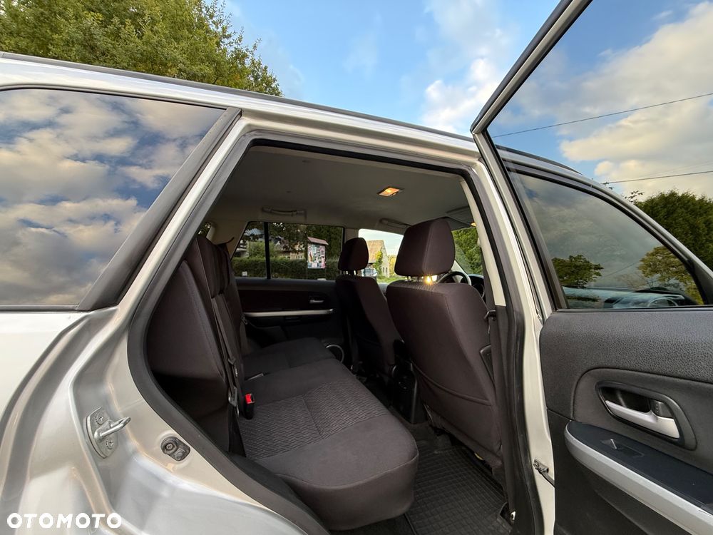 Suzuki Grand Vitara 2.4 Elegance EU5 - 24