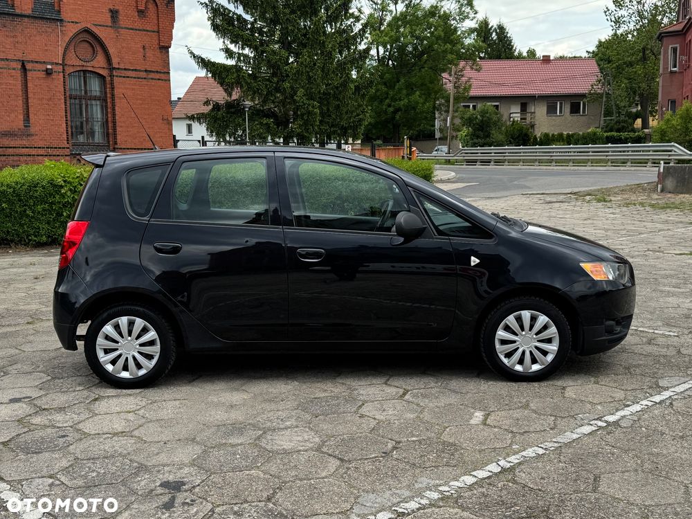 Mitsubishi Colt 1.1 Invite - 6