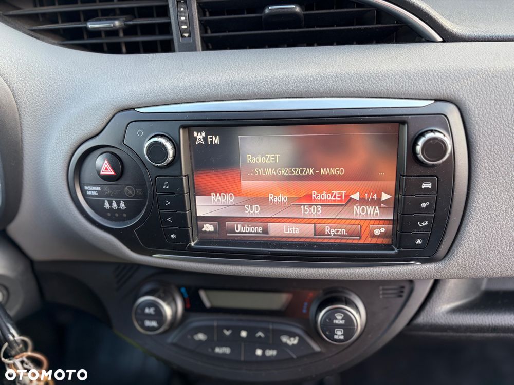 Toyota Yaris 1.33 Premium - 12