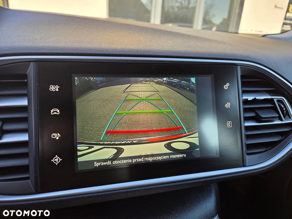 Peugeot 308 1.2 PureTech Active S&S - 19