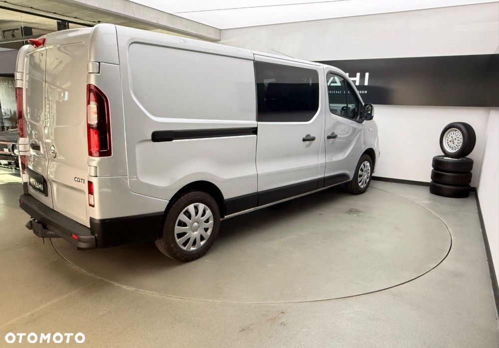 Opel Vivaro - 12