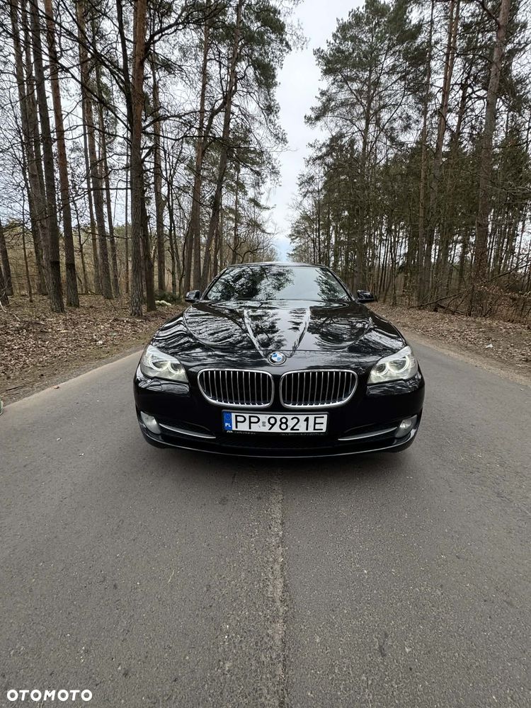 BMW Seria 5 520d xDrive Luxury Line - 10