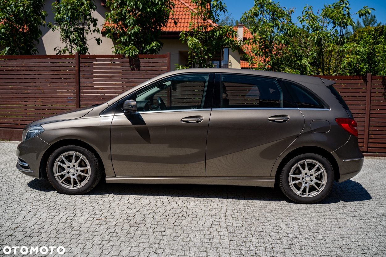 Mercedes-Benz Klasa B 200 CDI - 11