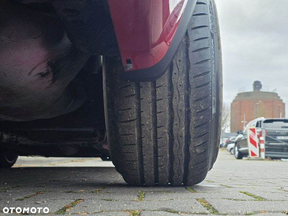 Volkswagen Jetta 1.3 GL - 29