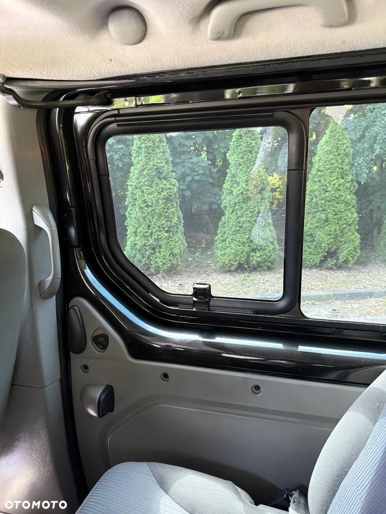 Opel Vivaro L2H1 2.9t - 11
