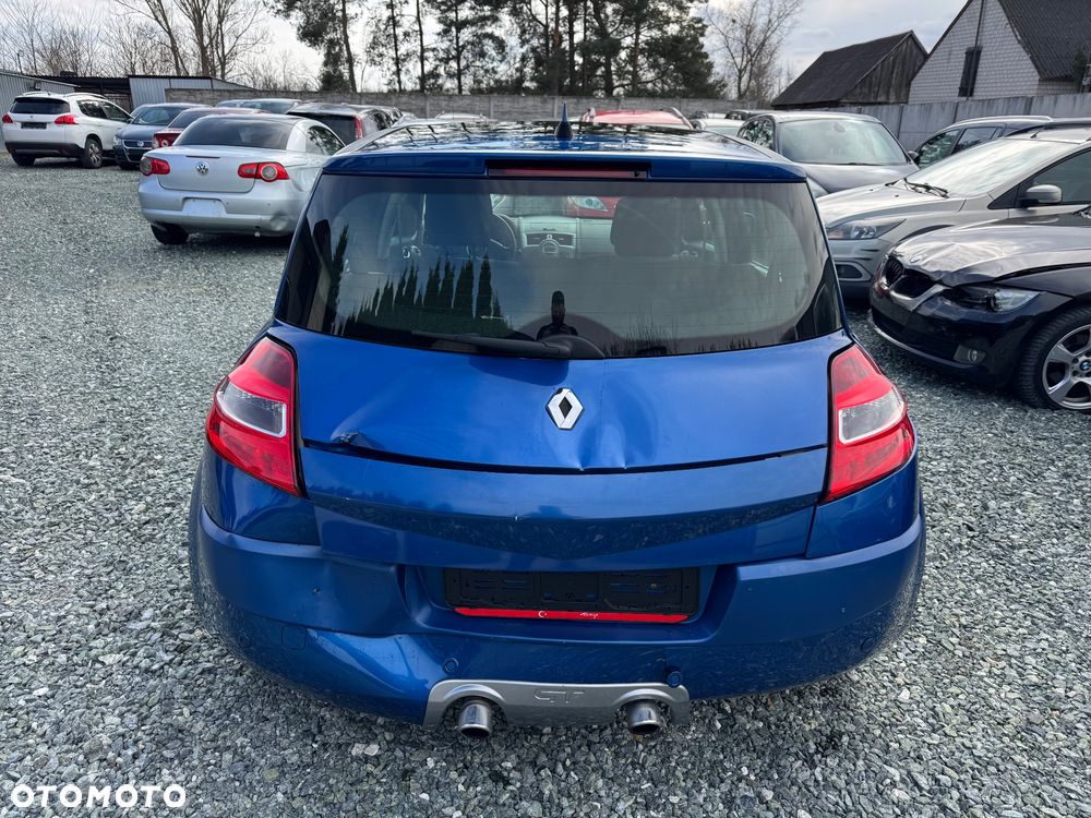 Renault Megane 2.0T 16V GT - 5