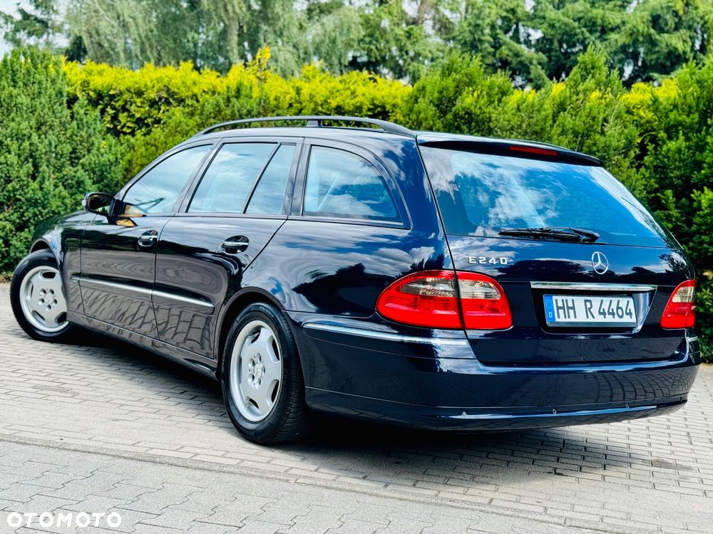 Mercedes-Benz Klasa E 240 4Matic Avantgarde - 20