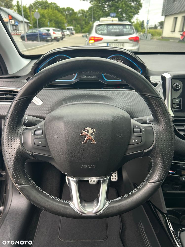 Peugeot 2008 1.6 BlueHDi Crossway S&S - 16
