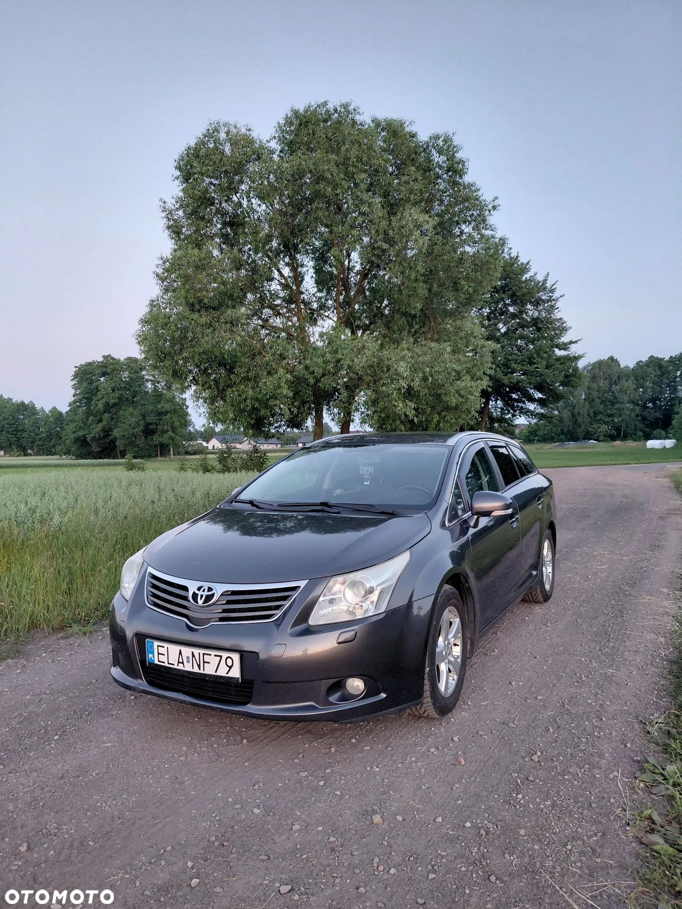 Toyota Avensis 2.0 D-4D Sol - 1