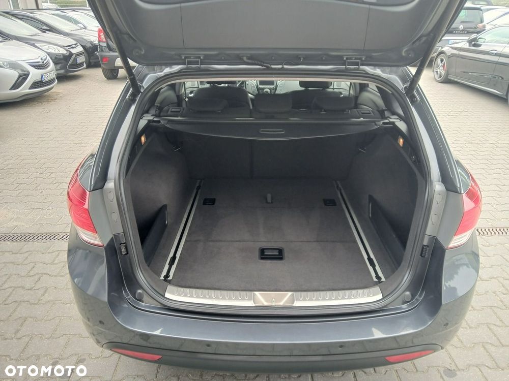 Hyundai i40 1.7 CRDi Automatik Premium - 13