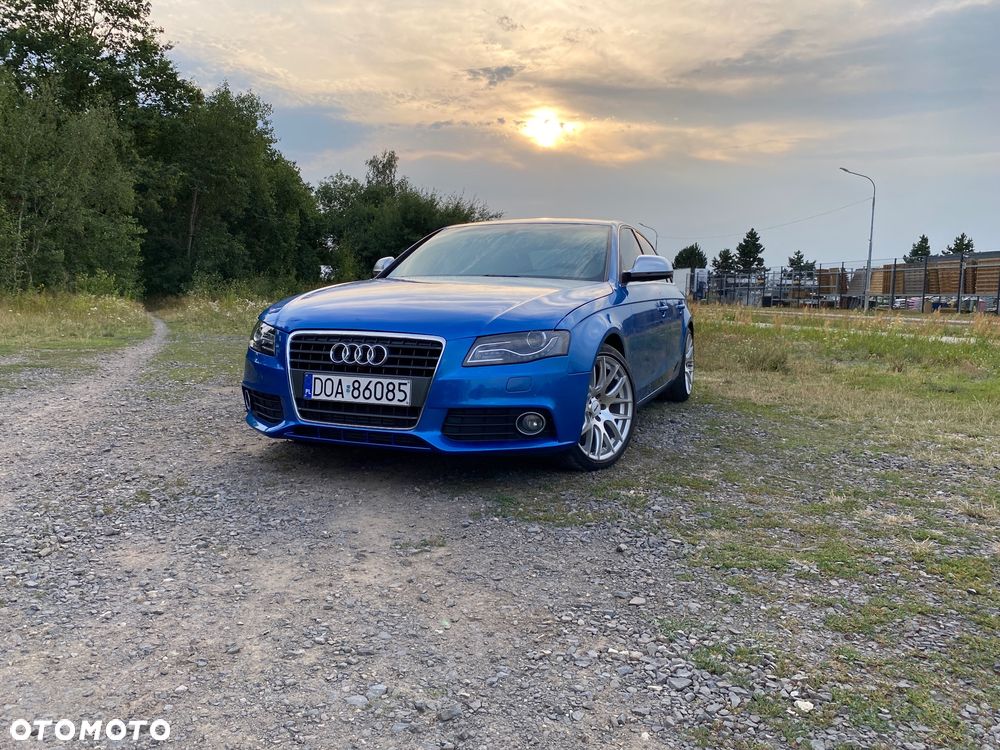 Audi A4 Limousine - 18