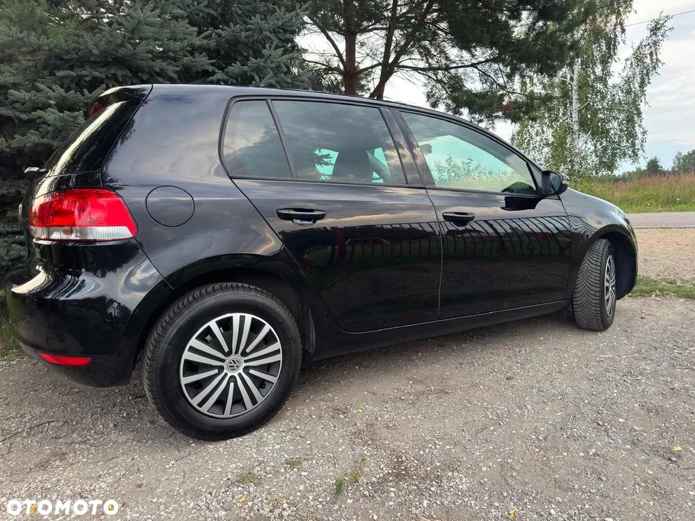 Volkswagen Golf - 21