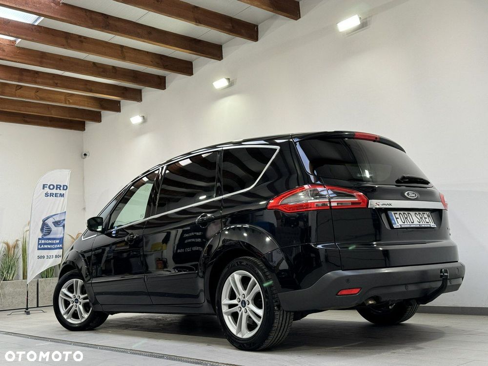 Ford S-Max - 16