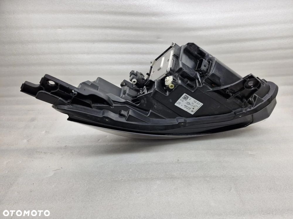 RENAULT CAPTUR II FULL LED LAMPA PRAWA PRZÓD 260104525R - 5