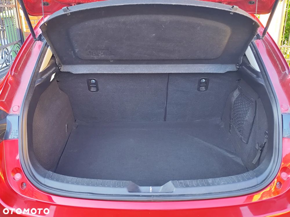 Mazda 3 SKYACTIV-G 120 Signature+ - 13