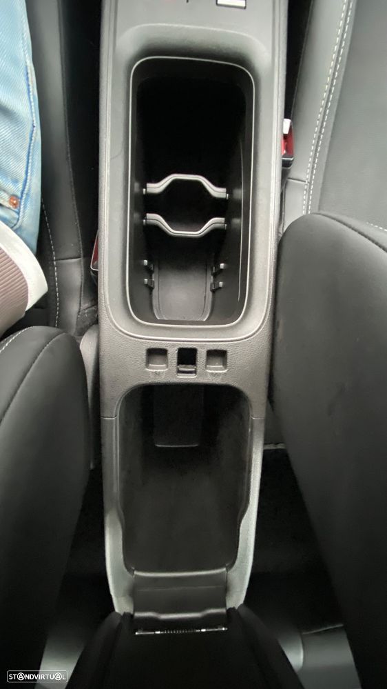 Jeep Avenger 1.2 GSE T3 Altitude - 56