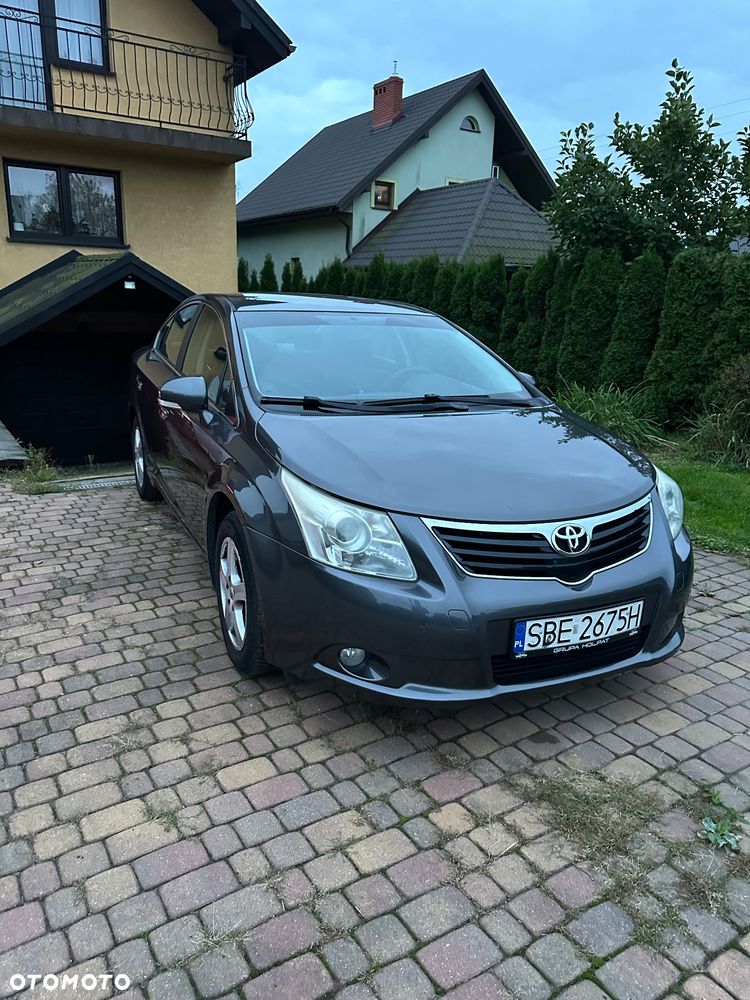 Toyota Avensis 1.8 Premium - 1