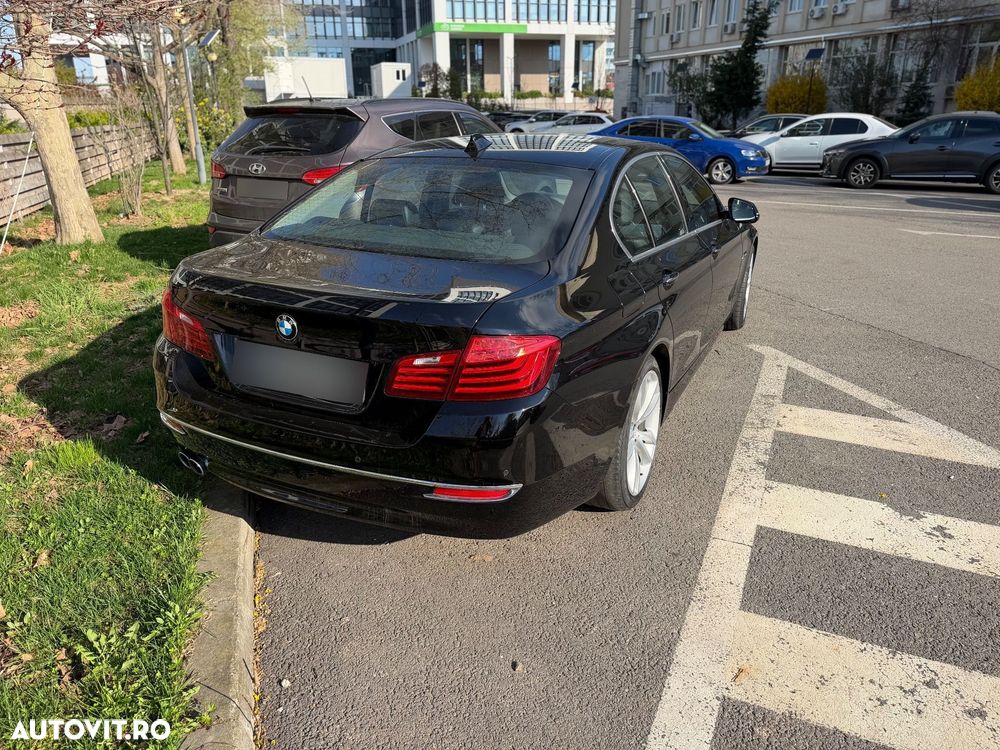BMW Seria 5 530d xDrive - 5