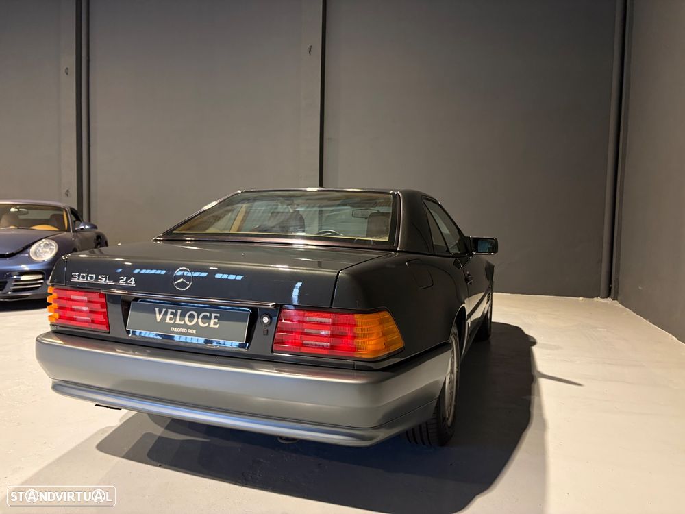 Mercedes-Benz SL 300 - 9