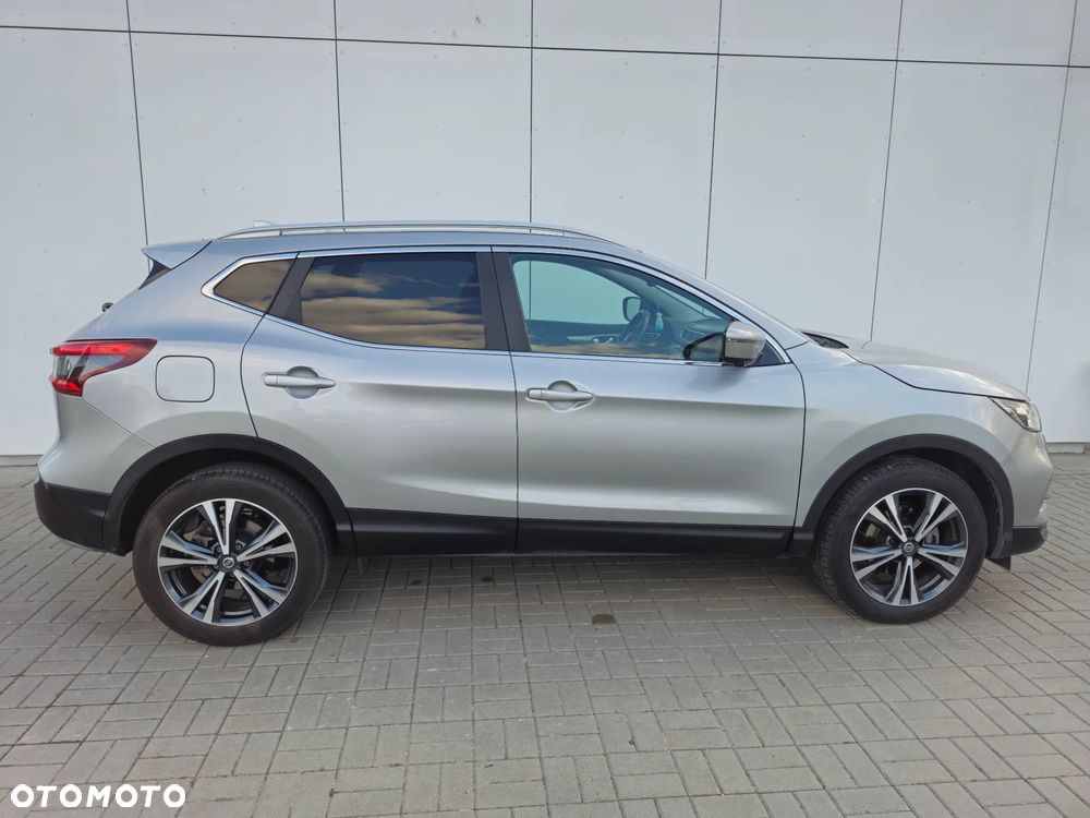 Nissan Qashqai 1.3 DIG-T N-Connecta - 5