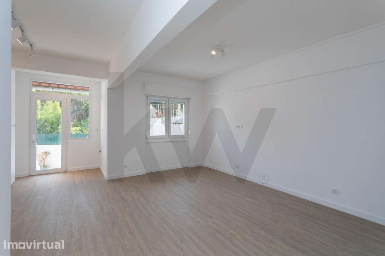 T1 com Jardim Privativo | Totalmente Remodelado | Cruz Quebrada-Dafund - Grande imagem: 4/29