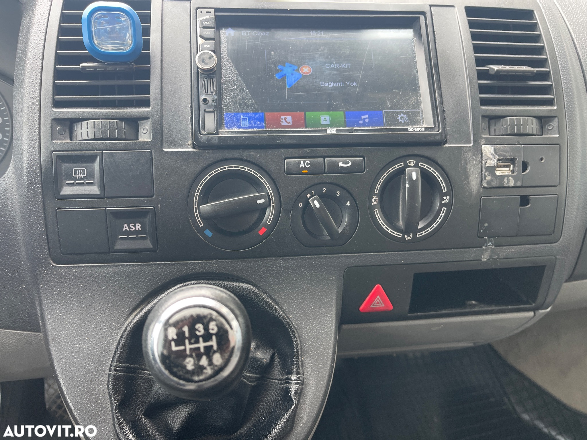 Volkswagen Transporter - 27