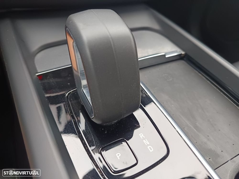Volvo XC 60 2.0 T6 PHEV Plus Dark AWD - 25