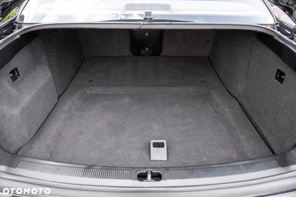Audi S8 4.2 Quattro - 27