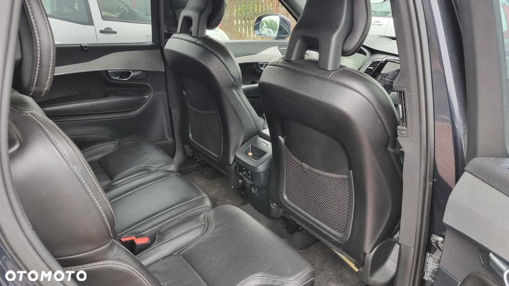 Volvo XC 90 - 24