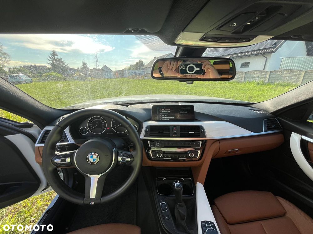 BMW Seria 3 320d Efficient Dynamics - 16