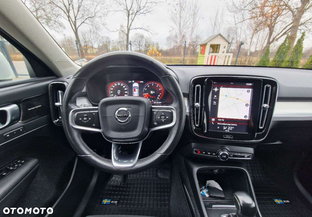 Volvo XC 40 T3 Momentum - 26