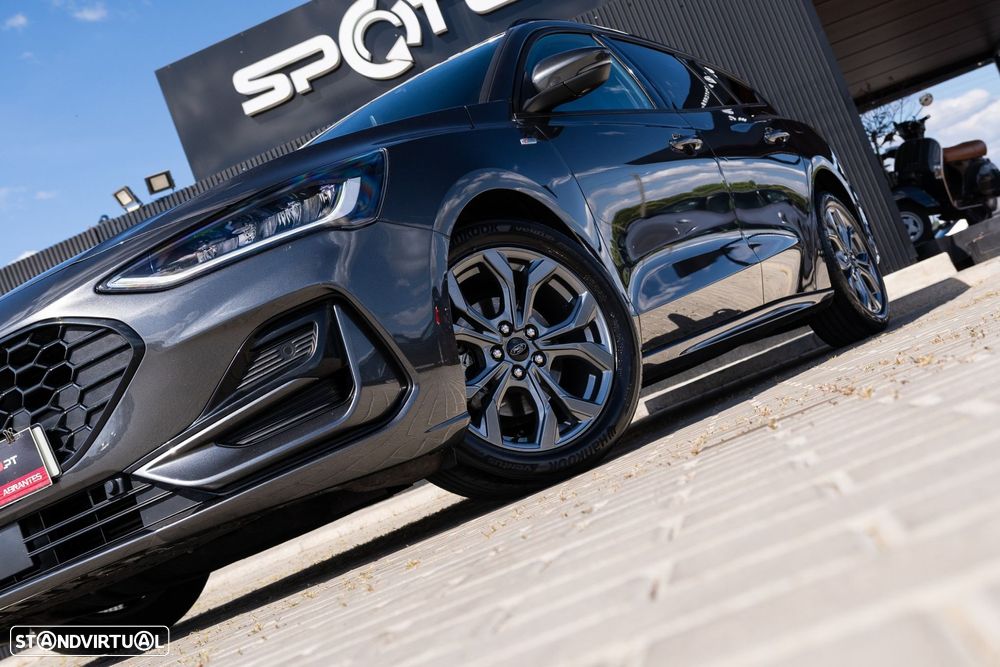 Ford Focus SW 1.0 EcoBoost MHEV ST-Line Aut. - 4
