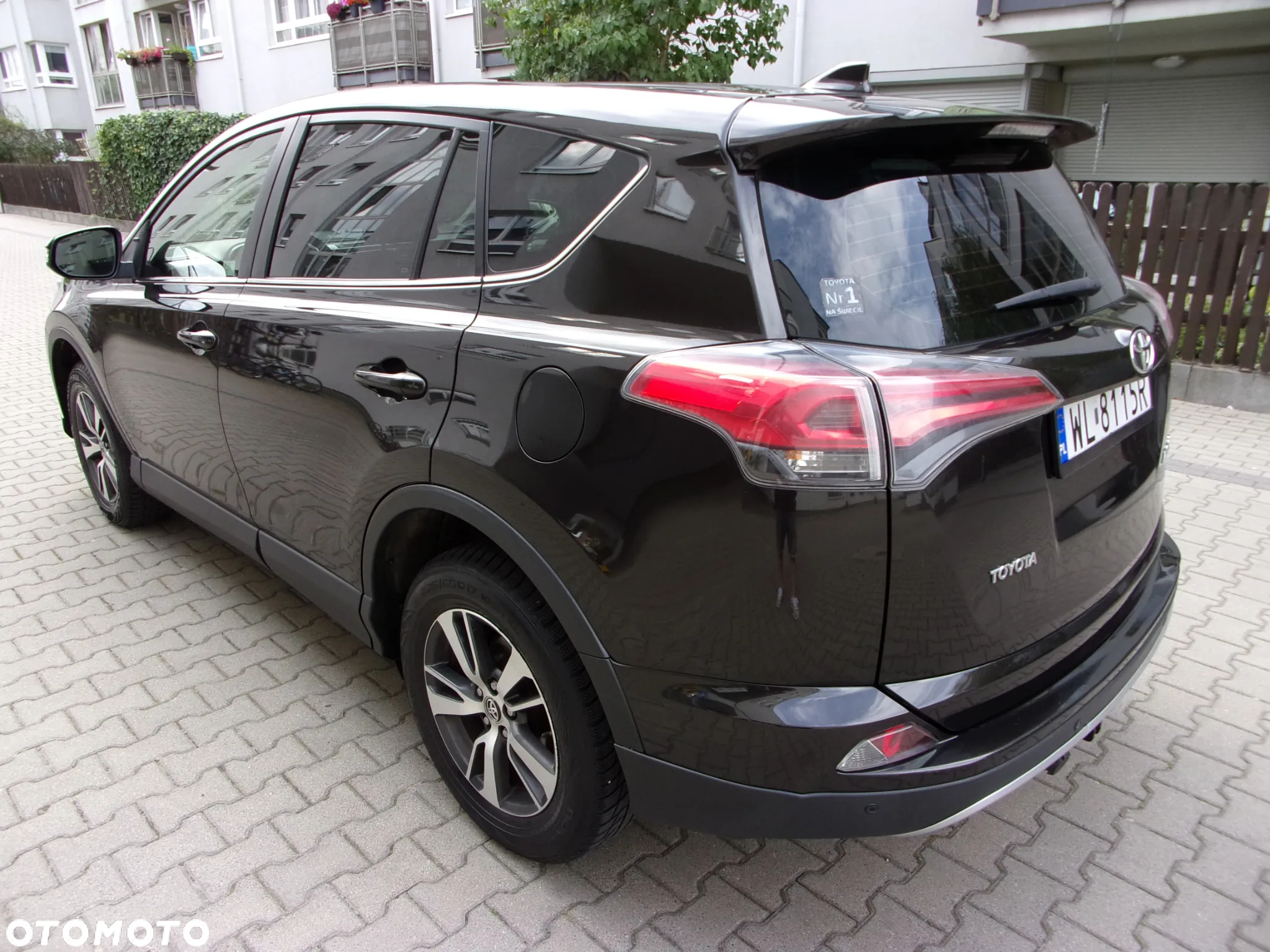 Toyota RAV4 2.0 D-4D Premium 4x2 - 5