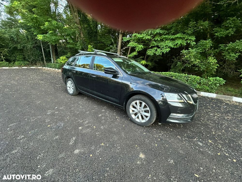 Skoda Octavia 2.0 TDI DSG Ambition - 4