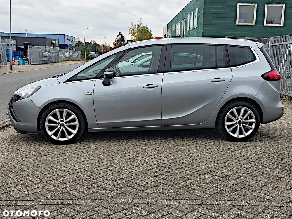 Opel Zafira - 9