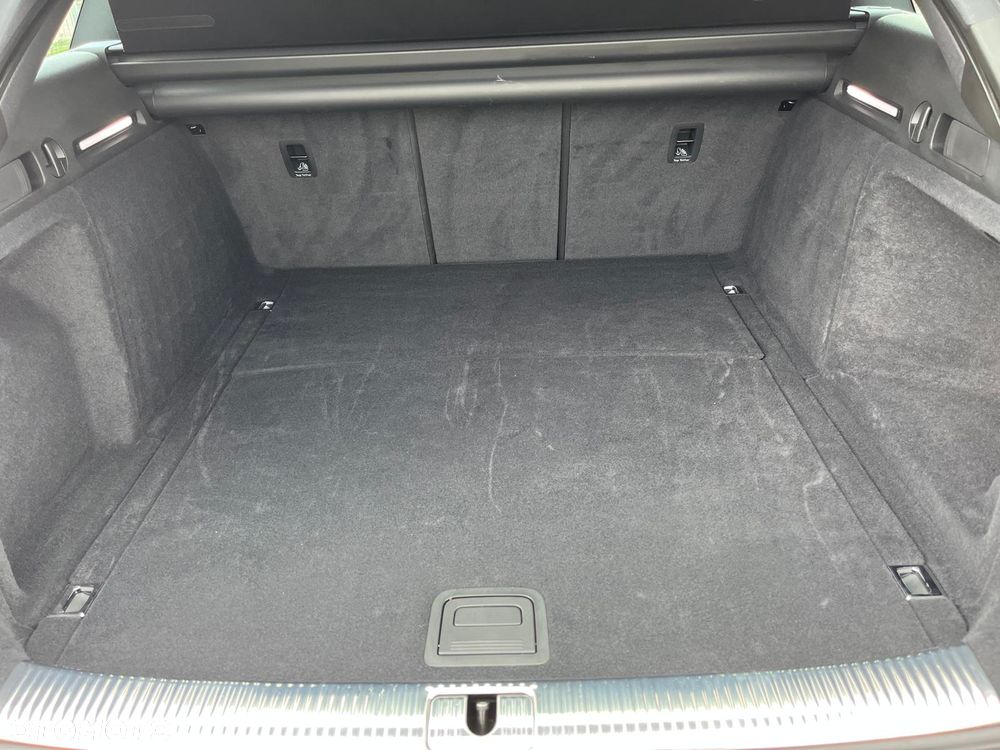 Audi A4 Avant 40 TDI quattro S tronic - 5