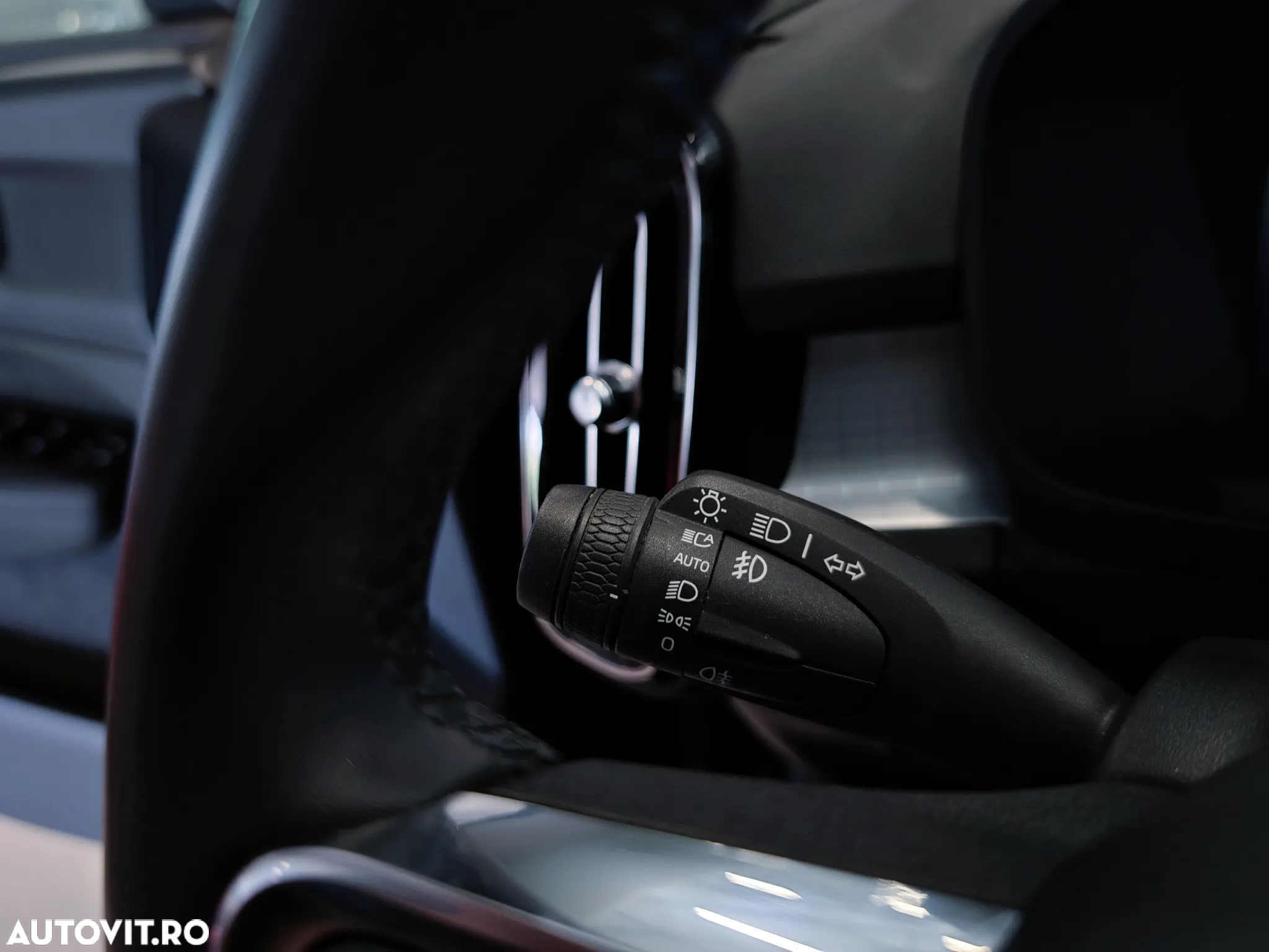 Volvo XC 40 T4 Recharge DKG Inscription Expression - 30