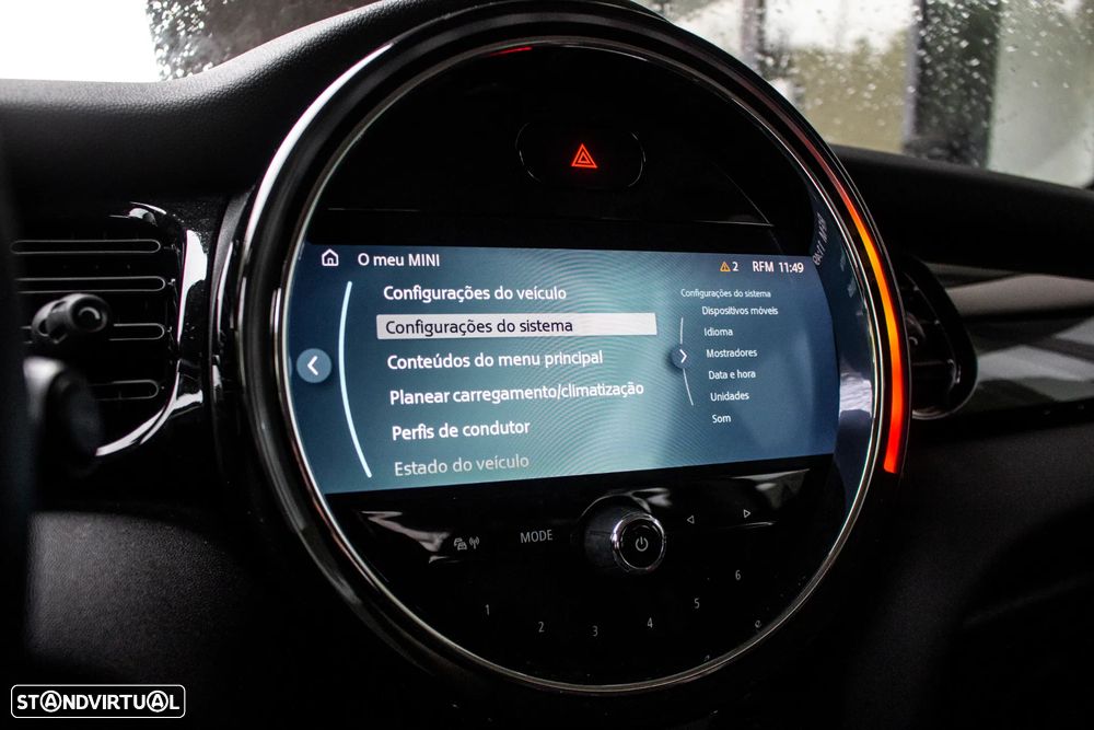 MINI 3 Portas Cooper SE Essential - 33
