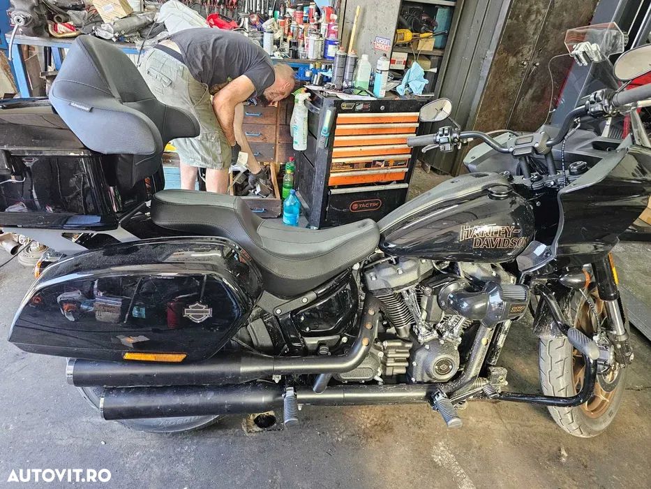 Harley-Davidson Softail Low Rider ST - 3