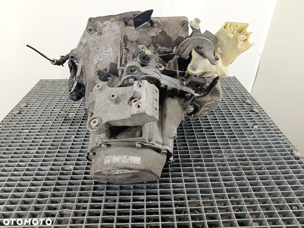 SKRZYNIA BIEGÓW MANUALNA 5 PEUGEOT 207 20DP27 1.6 HDI - 4