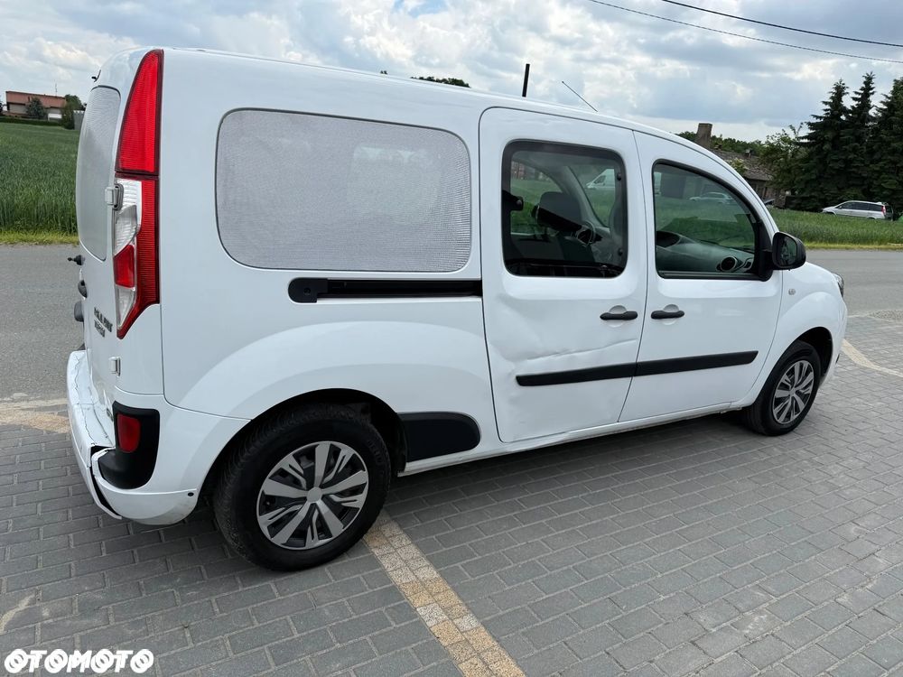 Renault Kangoo ENERGY dCi 110 FAP Start & Stop Luxe - 29