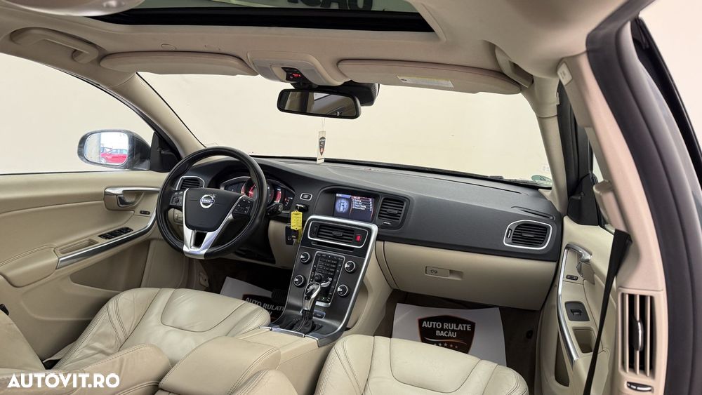 Volvo V60 - 13