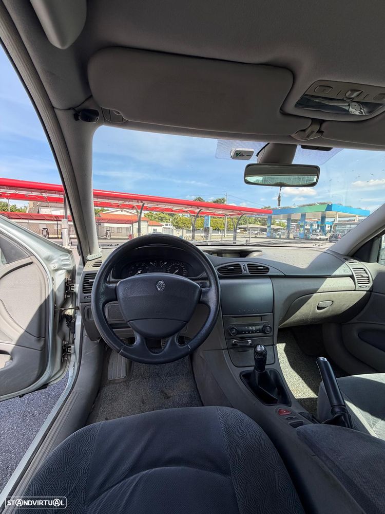 Renault Laguna Break 1.6 Expression - 6