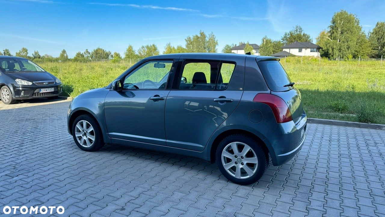 Suzuki Swift - 13