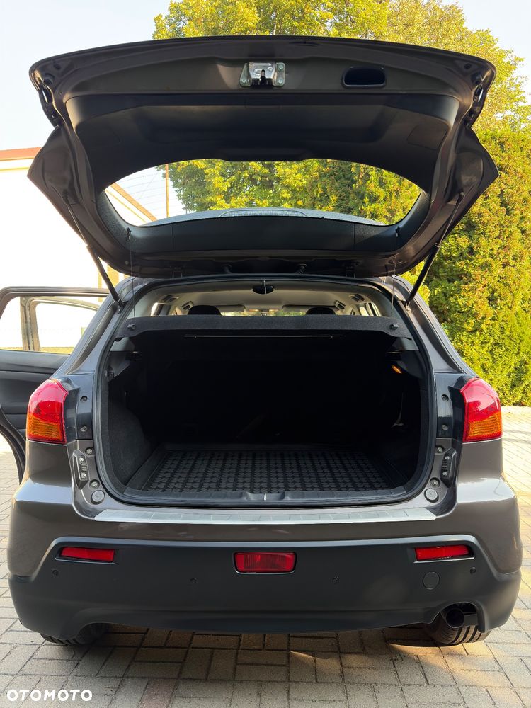 Mitsubishi ASX - 8