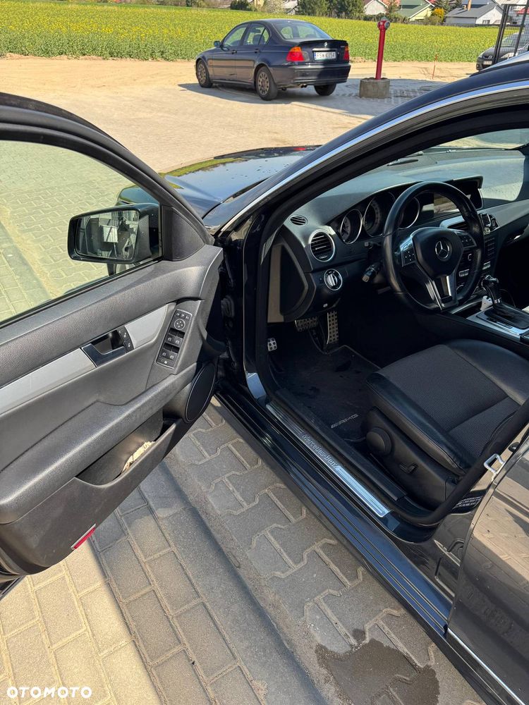 Mercedes-Benz Klasa C 250 CDI BlueEff Avantgarde 4-Matic - 19