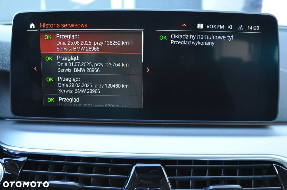 BMW Seria 5 520d xDrive - 21