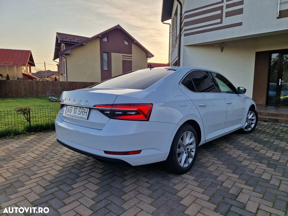 Skoda Superb 2.0 TDI DSG Ambition - 26