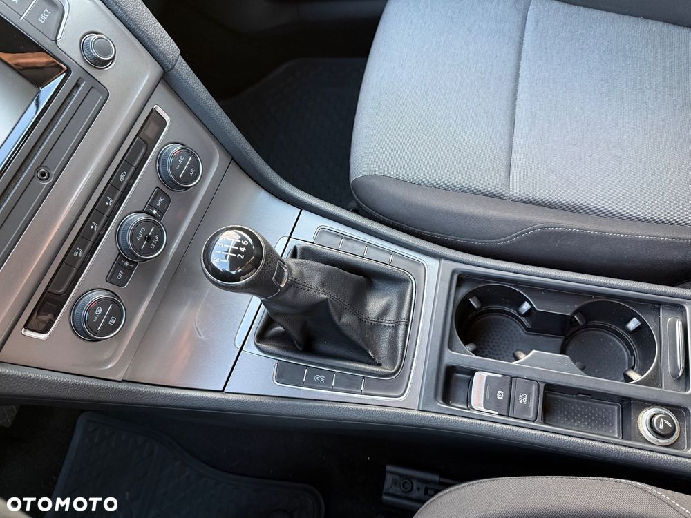 Volkswagen Golf 1.2 TSI BlueMotion Technology Trendline - 16