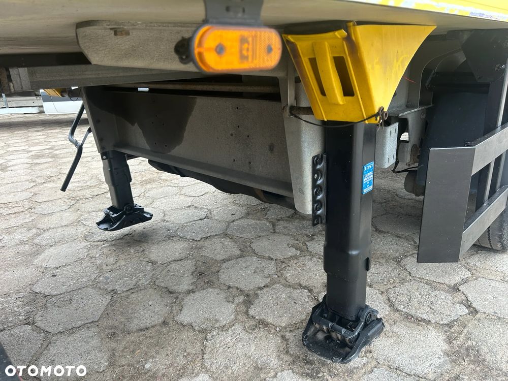 Schmitz Cargobull SKO 18 Z WINDĄ THERMO KING SL-100e / 2 OSIE / 22 PALETY / OŚ SKRĘTNA / ROLETA / SKRĘTNA OŚ NA OBROTNICY / IDEALNA POD DYSTRYBUCJĘ / ŚWIETNIE ZWROTNA KRÓTKA NACZEPA !! - 20